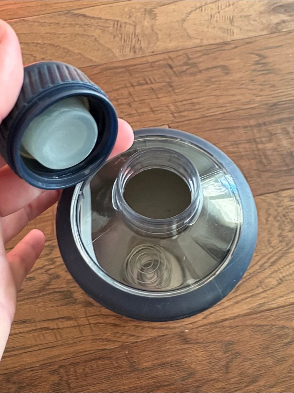 Marvel Captain America Navy Stainless Accent Shaker Bottle